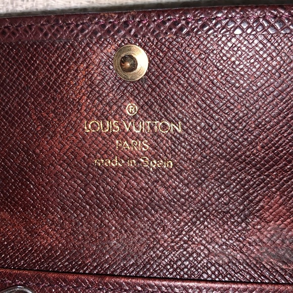 LV Authentic Key holder - Picture 9 of 13